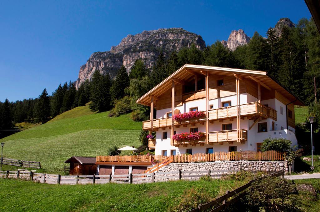 Ferienwohnung Ciasa Col Cuch Stern Exterior foto